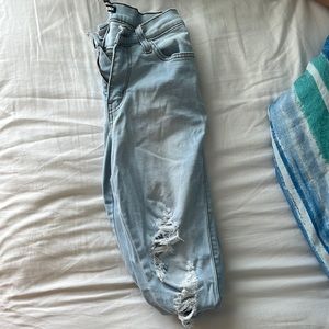 Skinny Jean, ripped
